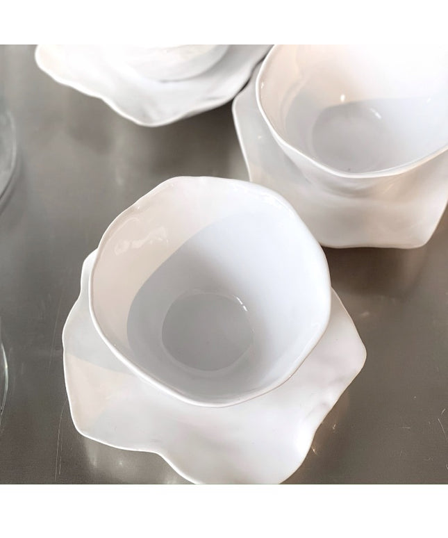 Claire cup with saucer
