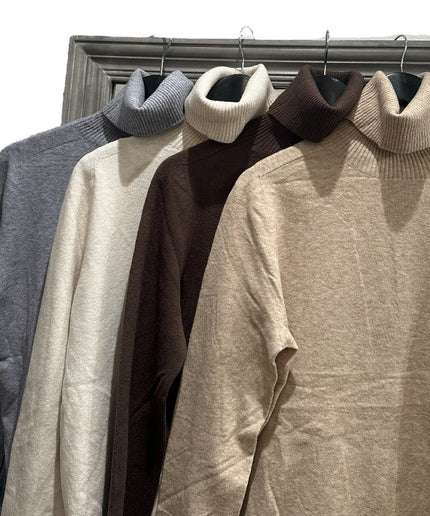 Blød rullekrave bluse - Sand