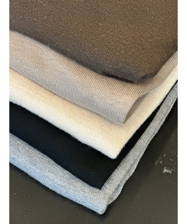 Bluse i Cashmere blend - Sand