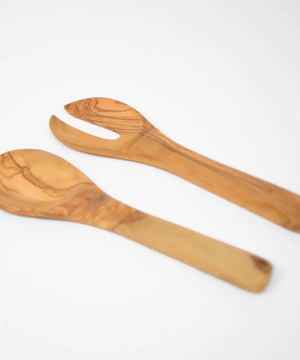 Salad cutlery in light horn